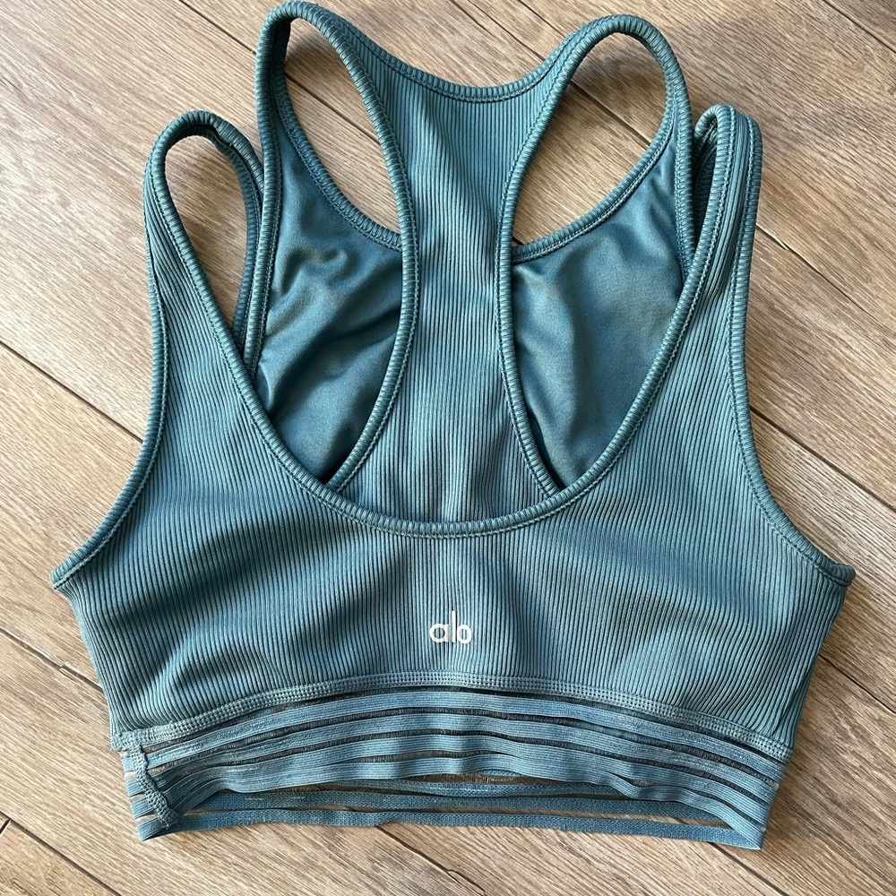 Alo Yoga sports bra - medium